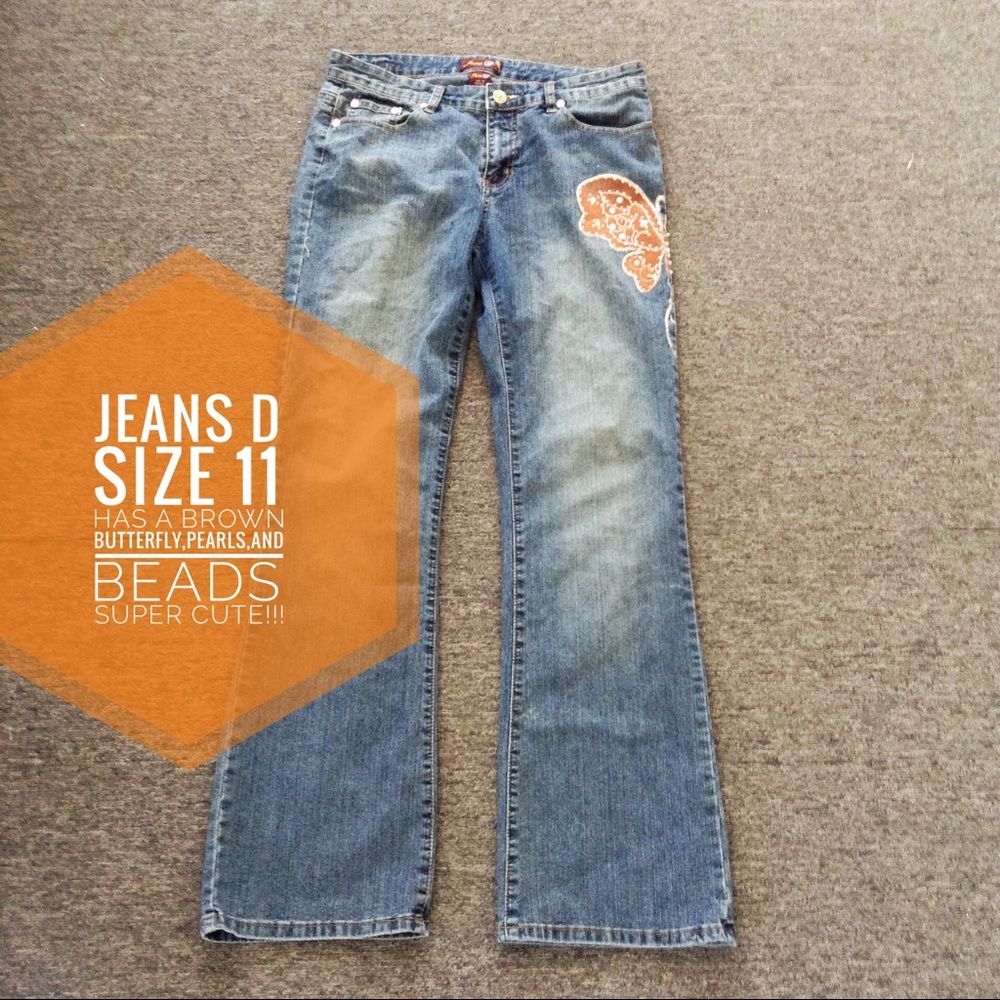 Jeans D....Size 11...W/Butterfly....Beautiful!!!!!